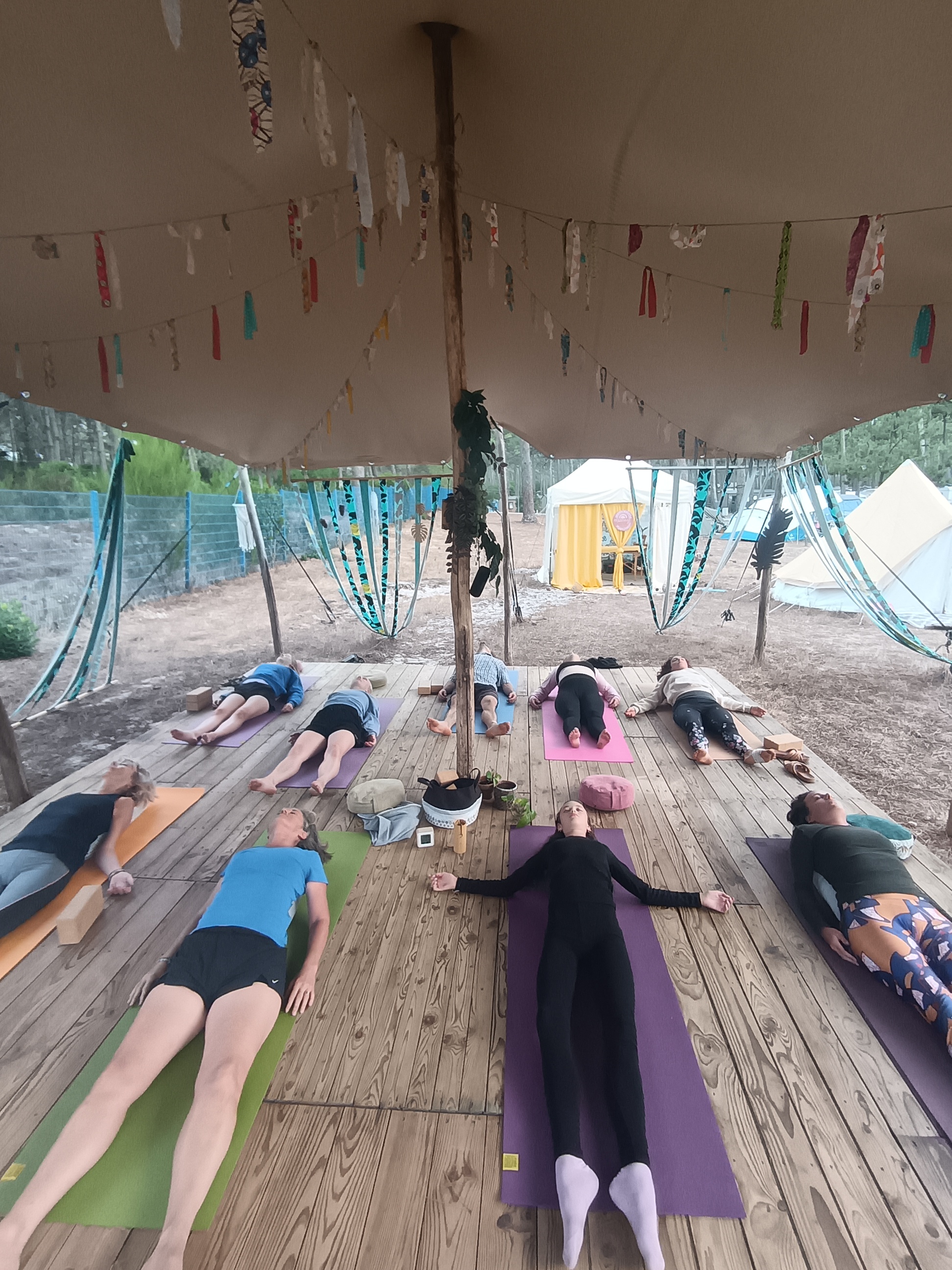 Espace yoga en plein air